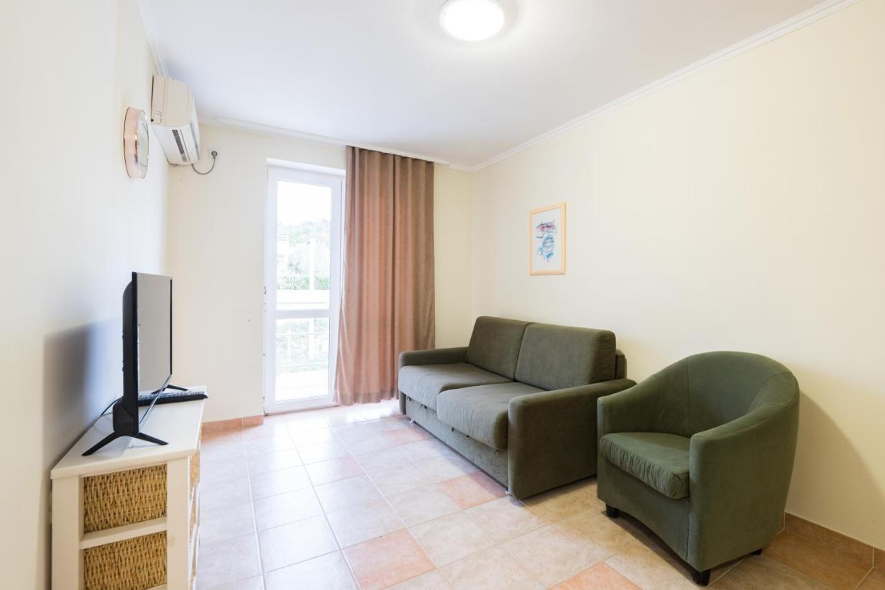 Hotel Rooms Roccia Novigrad  Εξωτερικό φωτογραφία