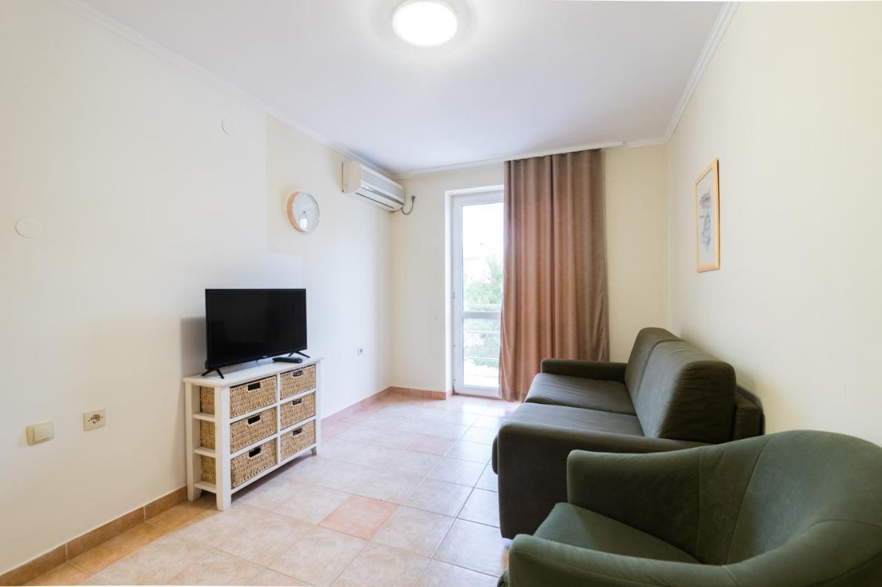 Hotel Rooms Roccia Novigrad  Εξωτερικό φωτογραφία