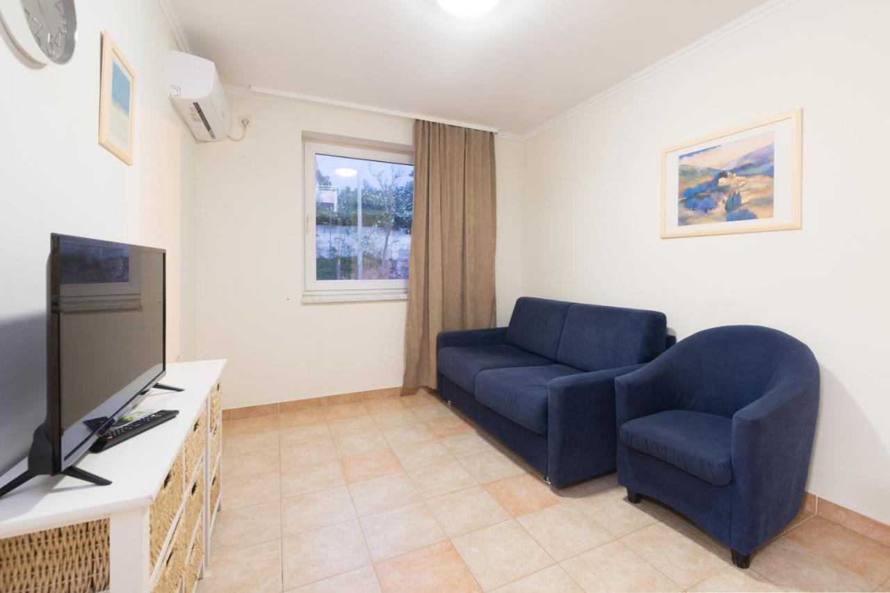 Hotel Rooms Roccia Novigrad  Εξωτερικό φωτογραφία
